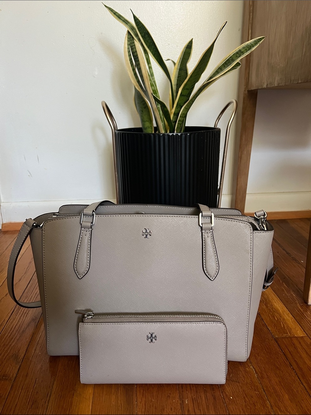 Tory Burch Small Emerson Tote with Matching Wallet
